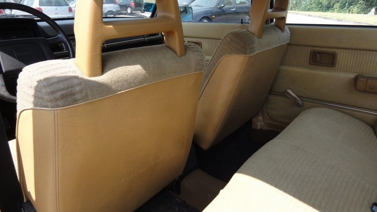 Volvo 244 2.1 GL Cl&aacute;ssico