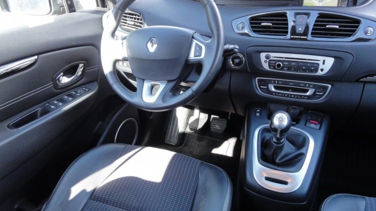 Renault Sc&eacute;nic 1.6 dci