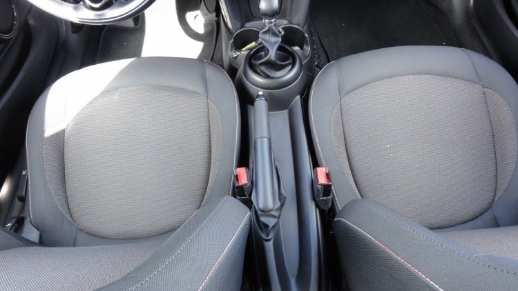 Mini Cooper D Autom&aacute;tico
