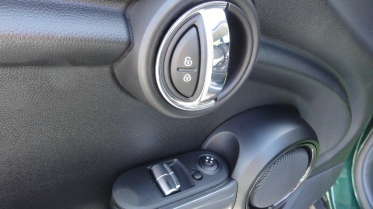 Mini Cooper D Autom&aacute;tico