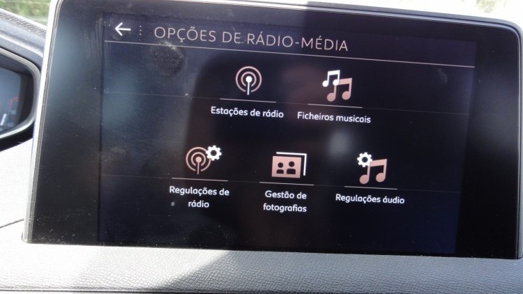 Peugeot 3008 2.0 Blue Hdi GTLine Autom&aacute;tico
