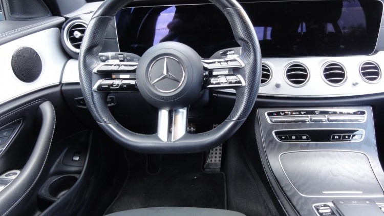 Mercedes-Benz Classe E 300 de 9 G-Tronic AMG