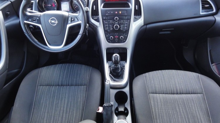 Opel Astra 1.6 cdti
