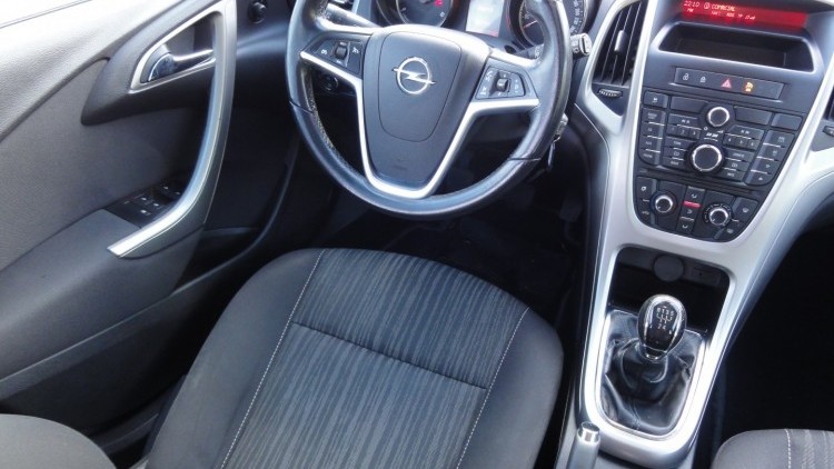 Opel Astra 1.6 cdti